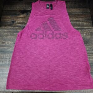 ⭐ Adidas muscle tee